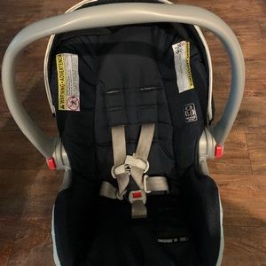 Infant car seat
